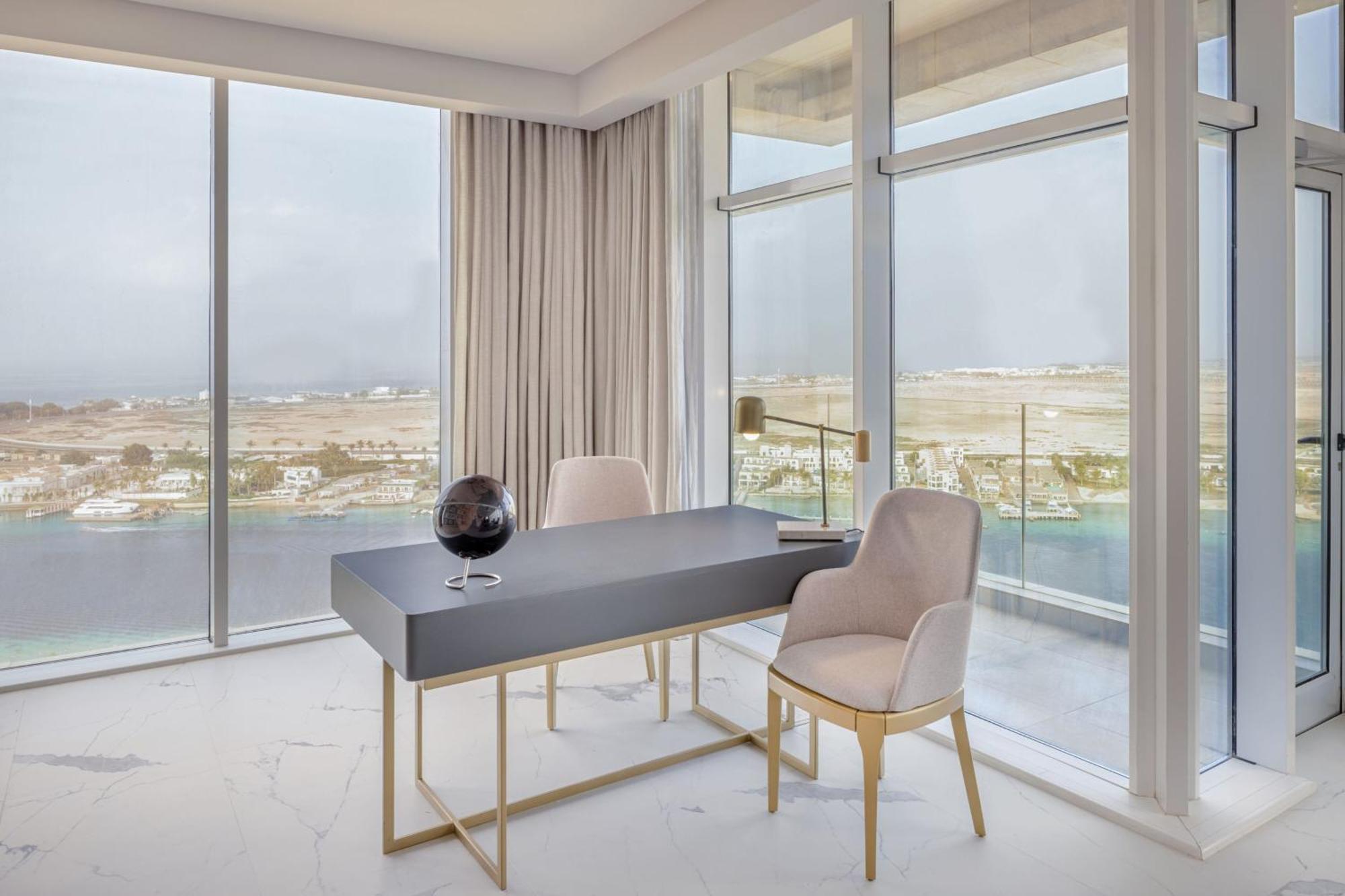 Four Points By Sheraton Jeddah Corniche ภายนอก รูปภาพ
