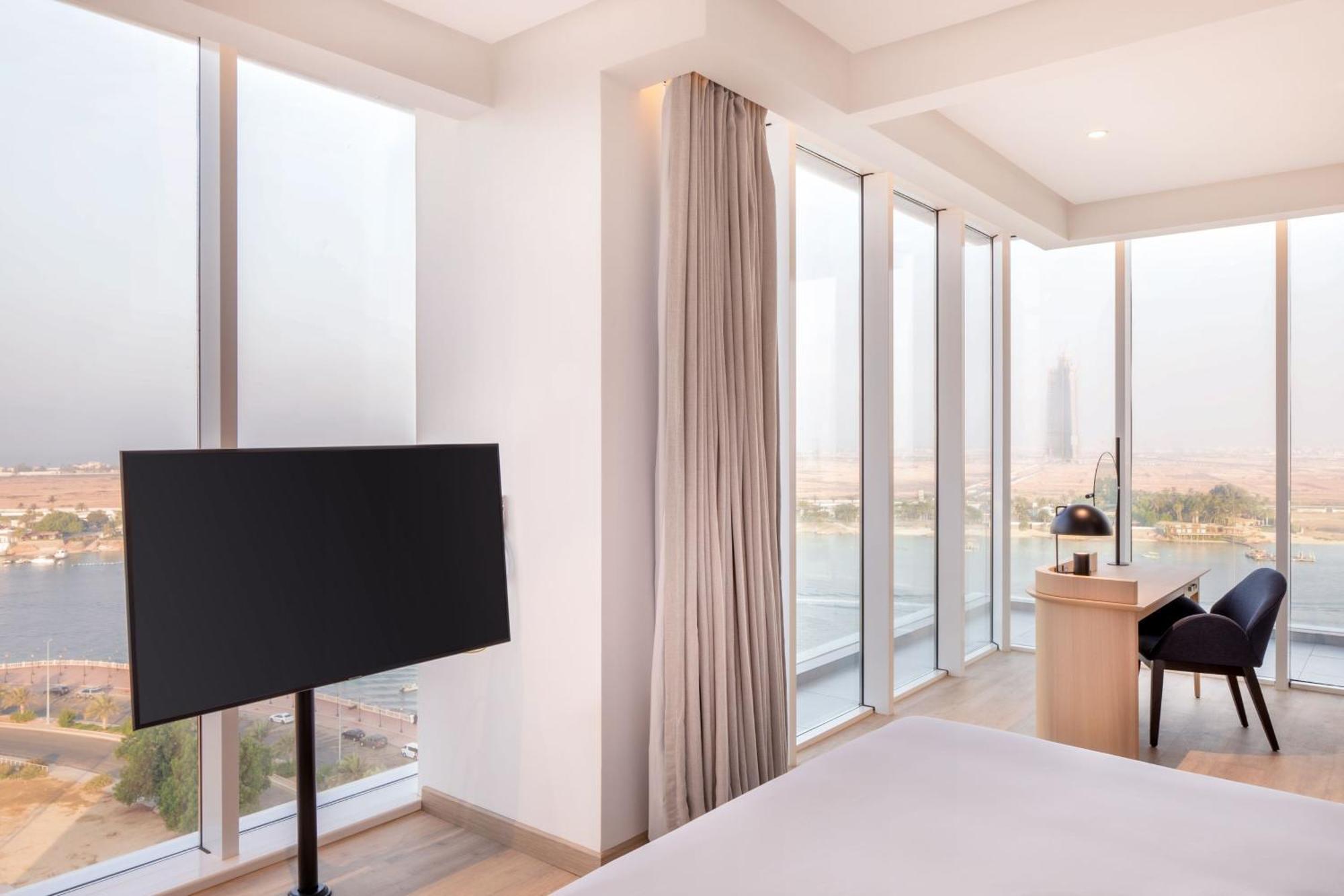 Four Points By Sheraton Jeddah Corniche ภายนอก รูปภาพ
