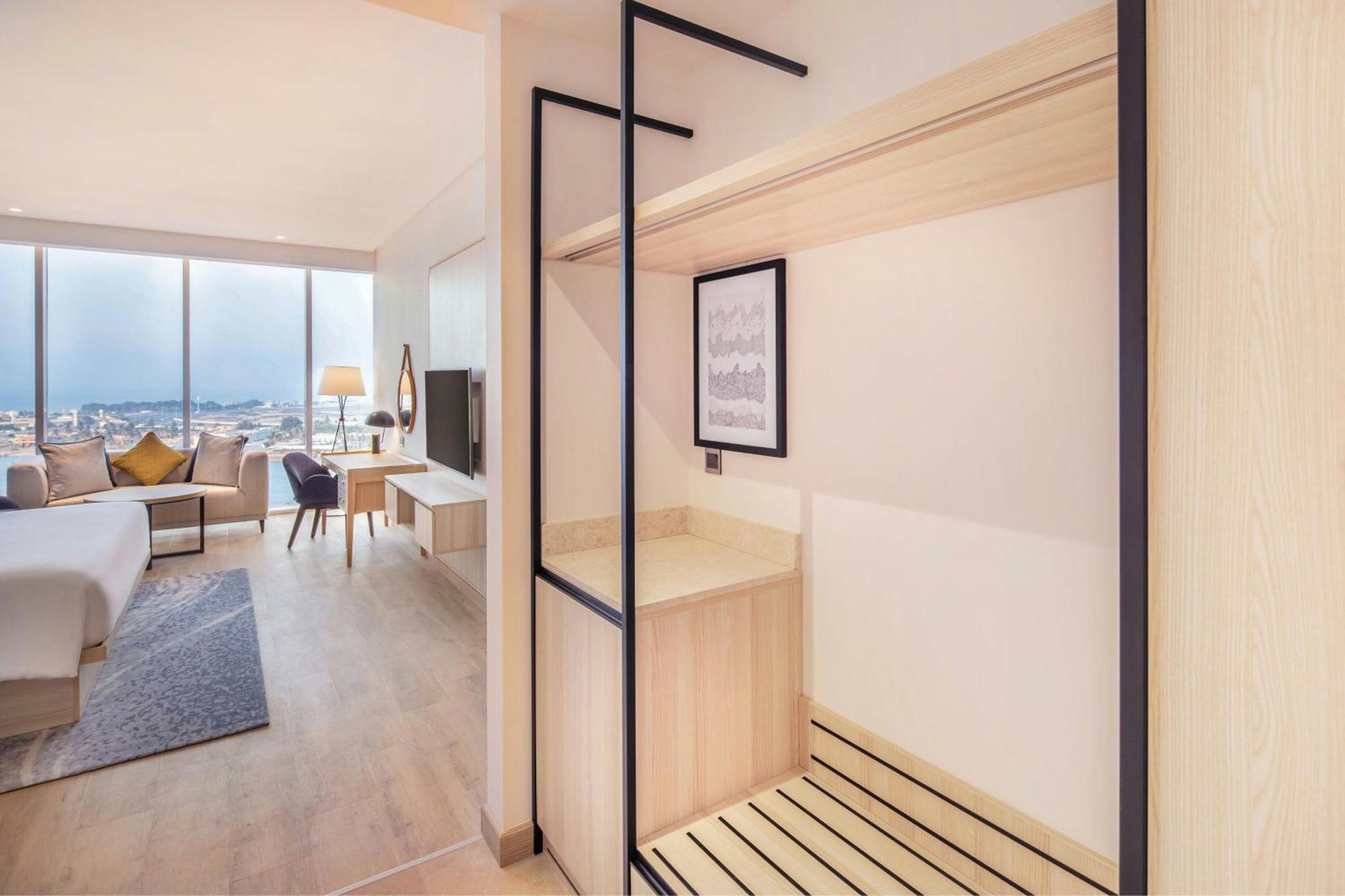 Four Points By Sheraton Jeddah Corniche ภายนอก รูปภาพ